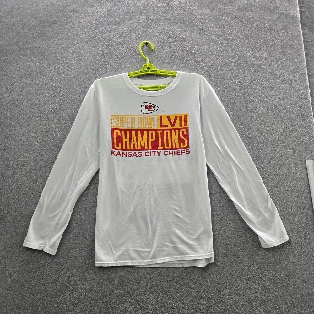 Kansas City Chiefs Men Shirt M White Super Bowl‎ LVII Champions Long Sleeve